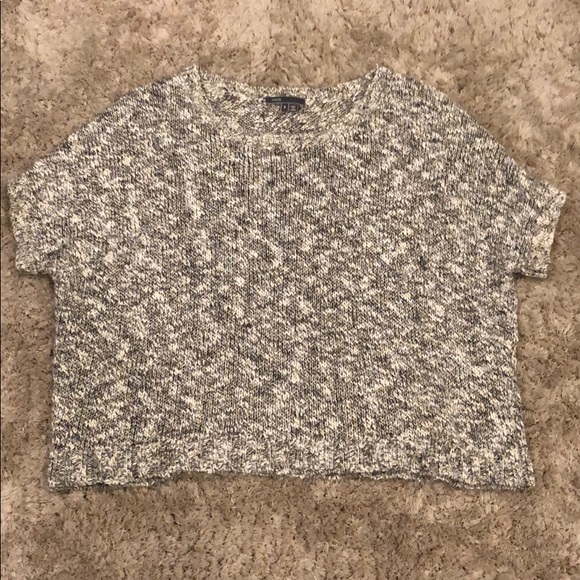 Vince.  Linen Blend Short Sleeve Cropped Sweater - Picture 1 of 7